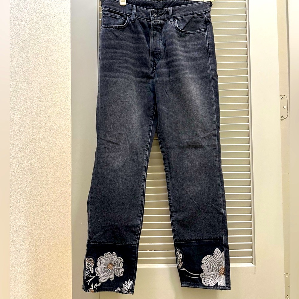 Women's Black Embroidered Jeans